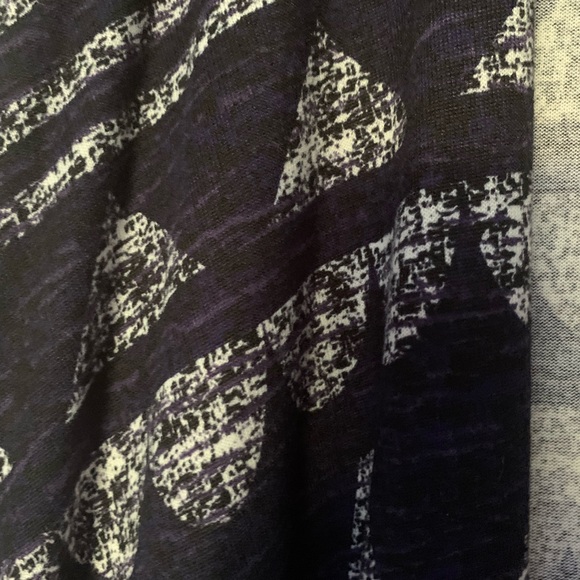 New LuLaRoe Savannah Kaftan Sz L/XL - Picture 5 of 6